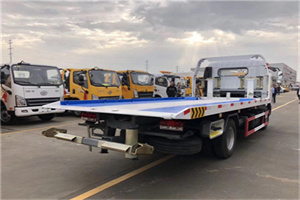 空港汽车救援补胎